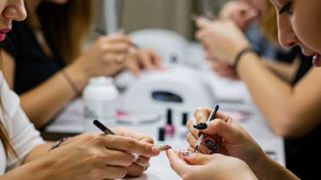 Manicurista y Pedicurista