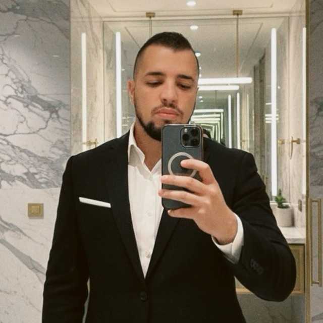 Candidate avatar
