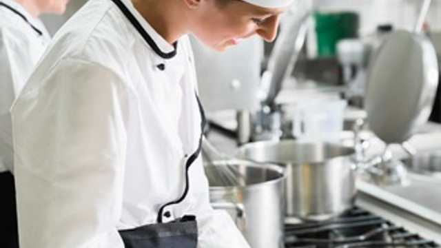 Ayudante/a de Cocina