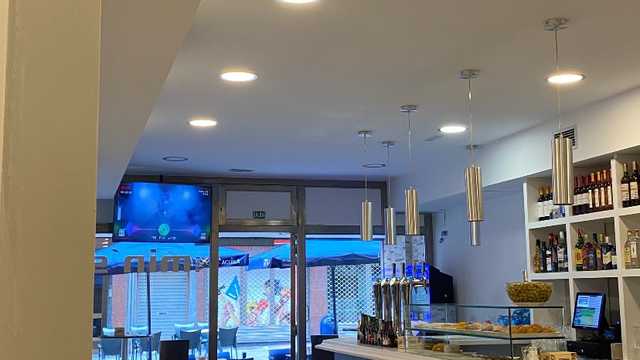 Ayudante de Camarero/a