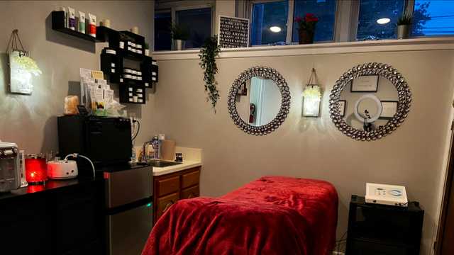 EXPERIENCED WAXER NEEDED — MUST DO MALE + FEMALE BRAZILIANS | COMMISSION ONLY