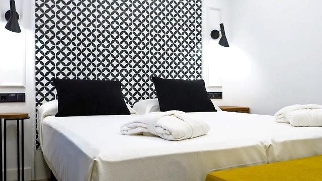 Cam de Pisos Hotel (con experiencia)
