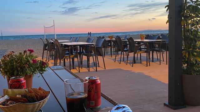 Camarero/a de Barra y Cocinero/a