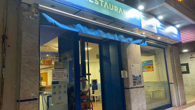 SE BUSCA AYUDANTE DE COCINA – FINES DE SEMANA (MEDIODÍA)