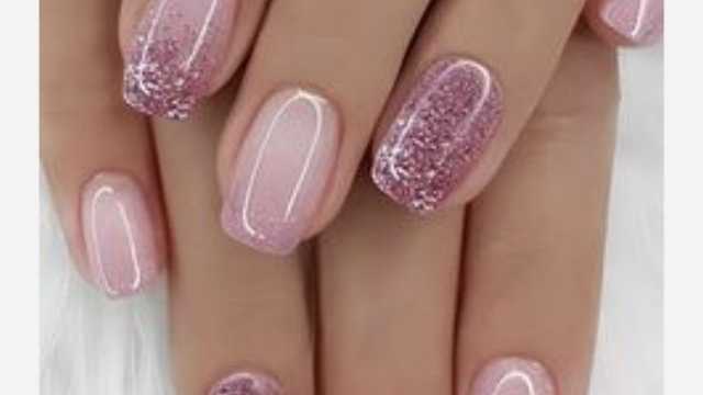 Manicurista Técnica Uñas Acrilicas