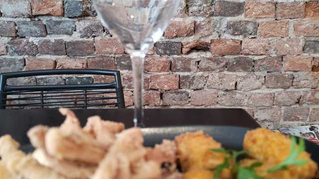 Cocinero/a y Ayudante/a de Cocina