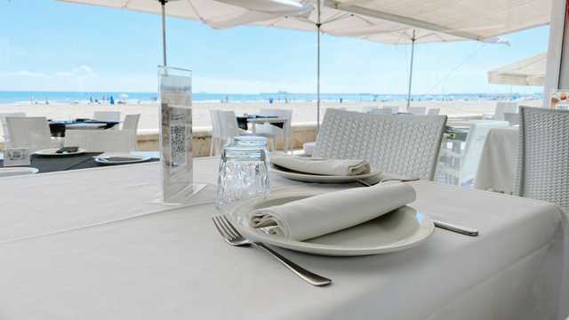 Camarero/a de Sala/Terraza