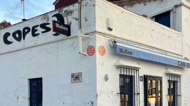 Camarero/a