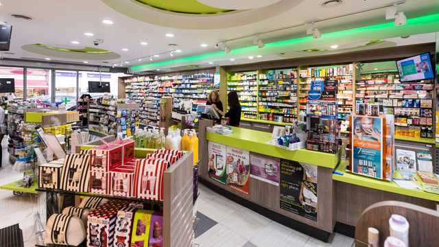 Pharmacy Dispenser