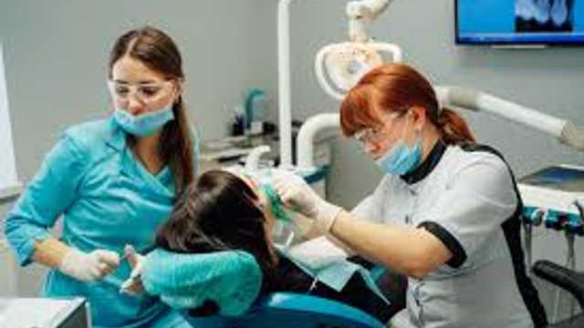 Trainee Dental Nurse