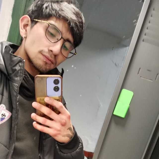 Candidate avatar