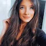 Davinia B. avatar icon