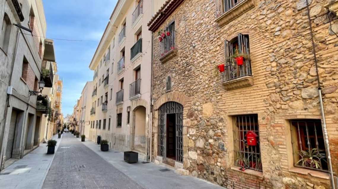 Sleepaway Cambrils cover image