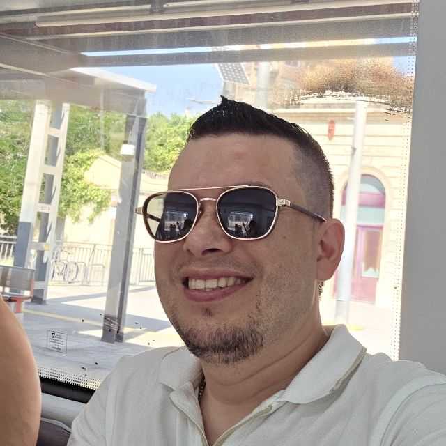 Candidate avatar