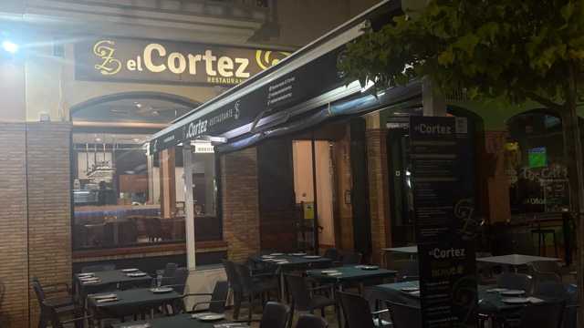 Camarero/a