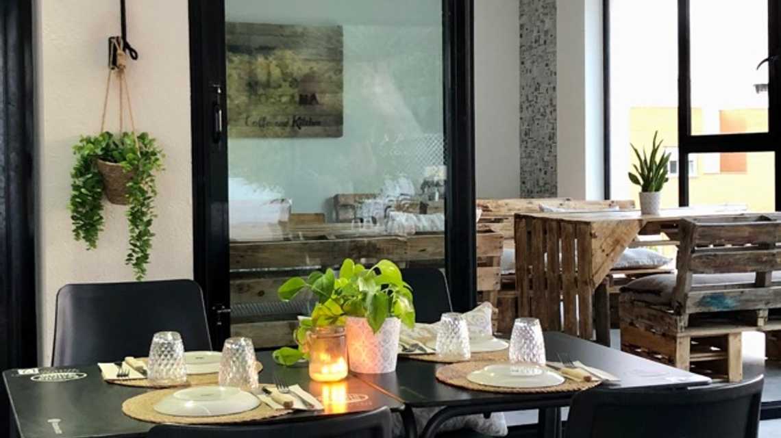 LA TOSCANA ~ Coffee and Kitchen ~  cover image