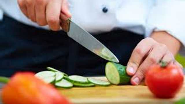 Ayudante/a de Cocinero/a