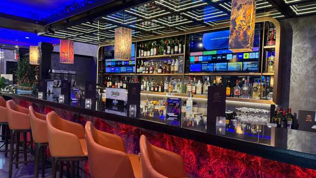 Restaurant manager