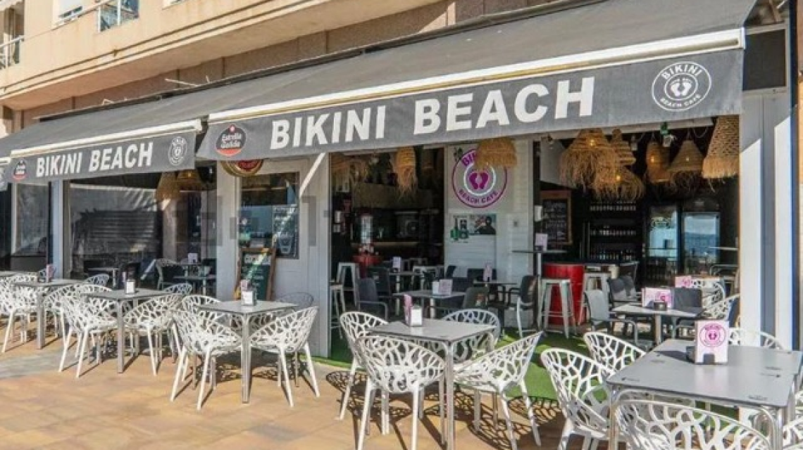BIKINI BEACH CAFE cover image