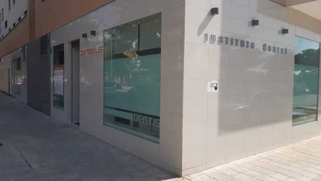 Auxiliar dental