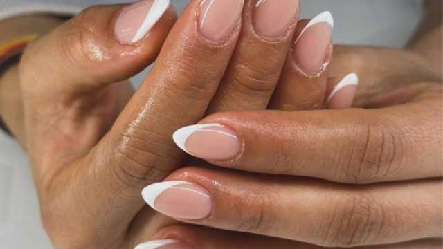 Nail Technician part-time and full-time