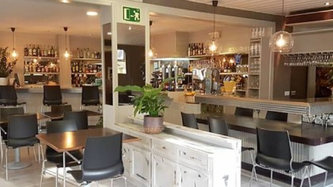 Hostal Esteba cover image