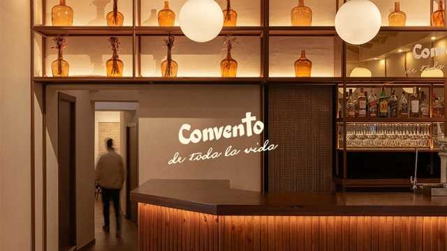 Camarero/a