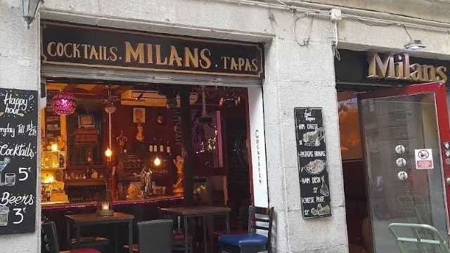 Barman / Barmaid