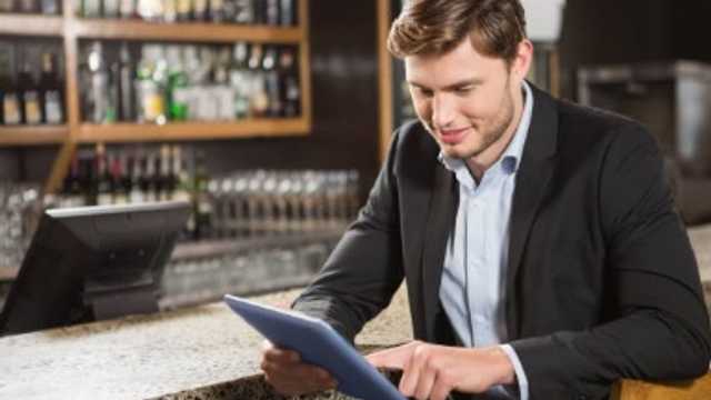 MAITRE PARA TABERNA ASADOR EN EL CENTRO DE MADRID