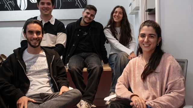 Community Manager & Data — Prácticas