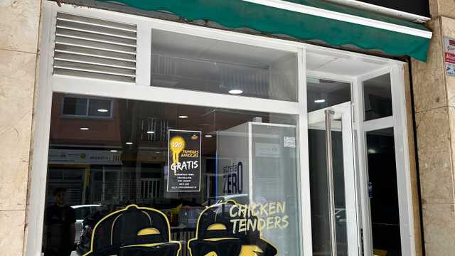 COCINERO O AUXILIAR DE COCINA