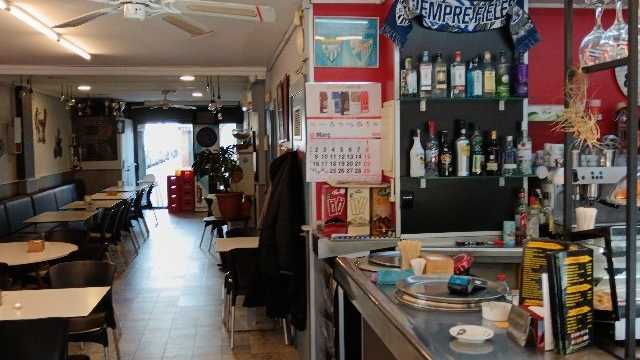 Cocinero/a y Ayudante/a de Cocina