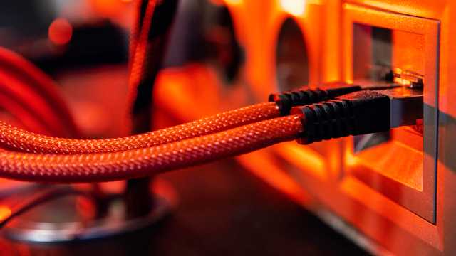 OFERTA DE COLABORACIÓN – INSTALADOR/A AUTÓNOMO/A DE FIBRA ÓPTICA (FTTH)