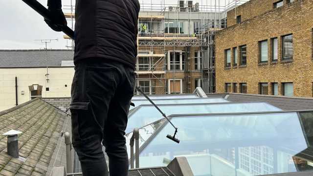 Window Cleaner