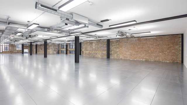 Warehouse Assistant