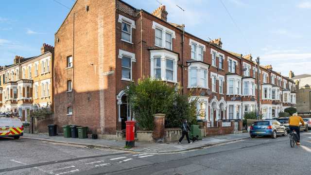 Weekly Cleaning Job in Clapham