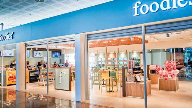 AY.CAMARERO/A PARA AEROPUERTO DE VALENCIA MANISES (CON VEHÍCULO)