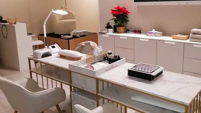 Manicurista Técnica Uñas Acrilicas