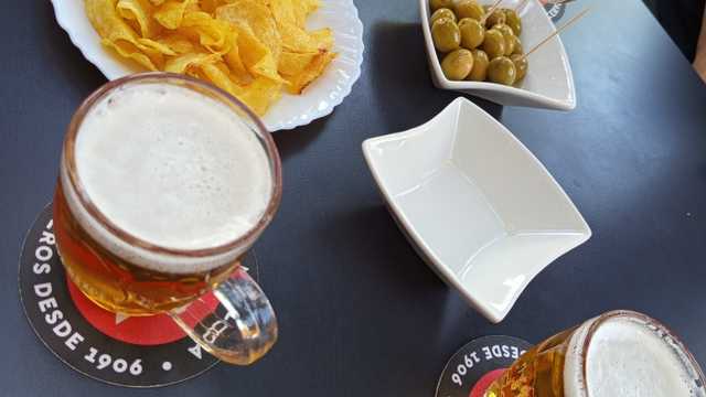 Cafeteria en elda busca camarer@