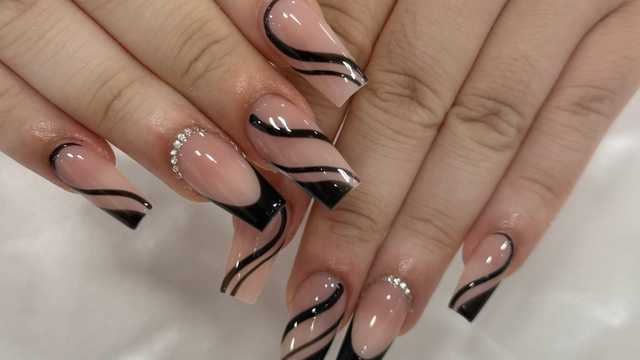 Manicurista Técnica Uñas Acrilicas