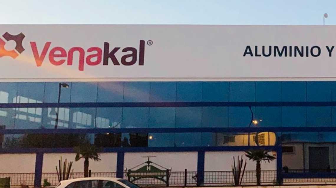 Talleres y Cristalerias Amar-Venakal cover image