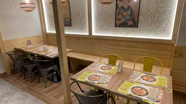 Ayudante de Camarero/a