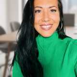 Laura R. avatar icon