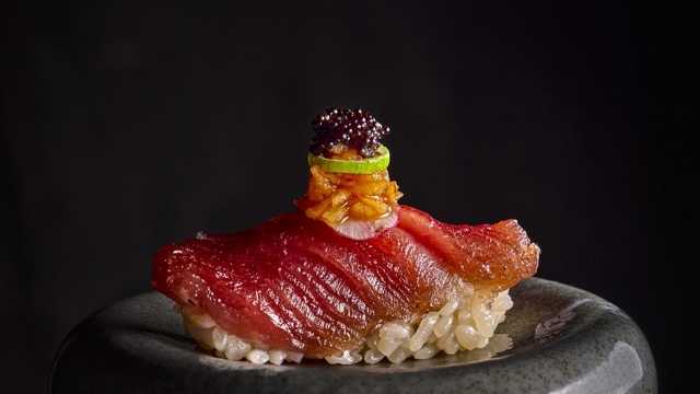 Sushiman/Sushiwoman