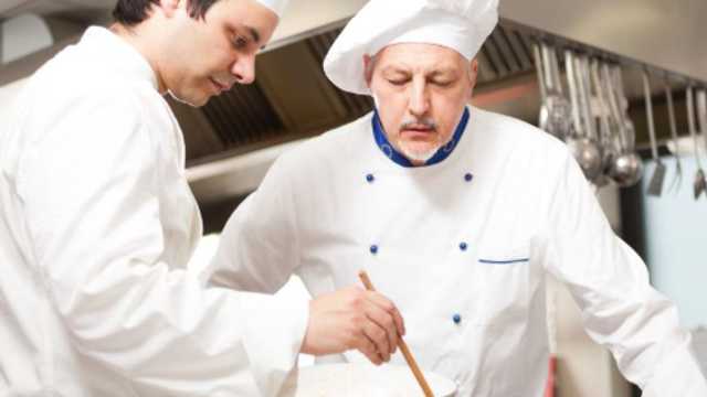 Ayudante/a de Cocina