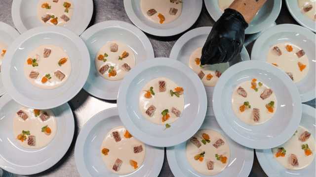 Camarero/a de Sala (40H) | GRUPO TRASMALLO 🍷⚓