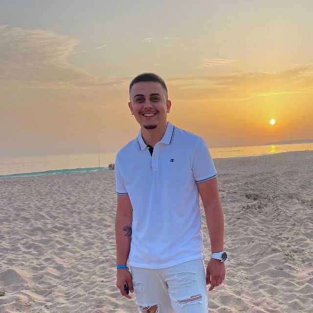 Candidate avatar