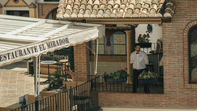 Camareros/as de Sala – Contrato indefinido | Madrid