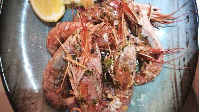 Cocinero/a y Ayudante/a de Cocina