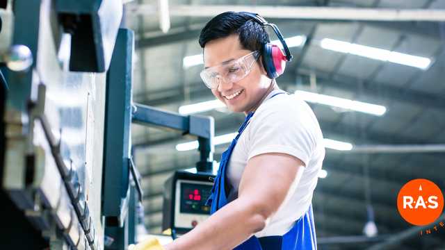 TÉCNICO/A DE MANTENIMIENTO INYECCIÓN DE PLÁSTICOS